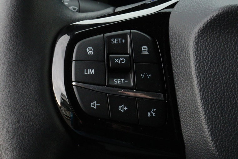 Vehicle Image 24