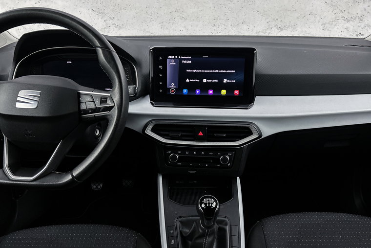 Vehicle Image 13