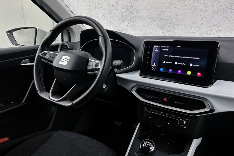 Vehicle Image 14