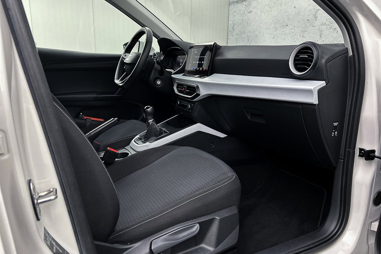 Vehicle Image 31
