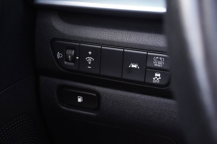 Vehicle Image 24