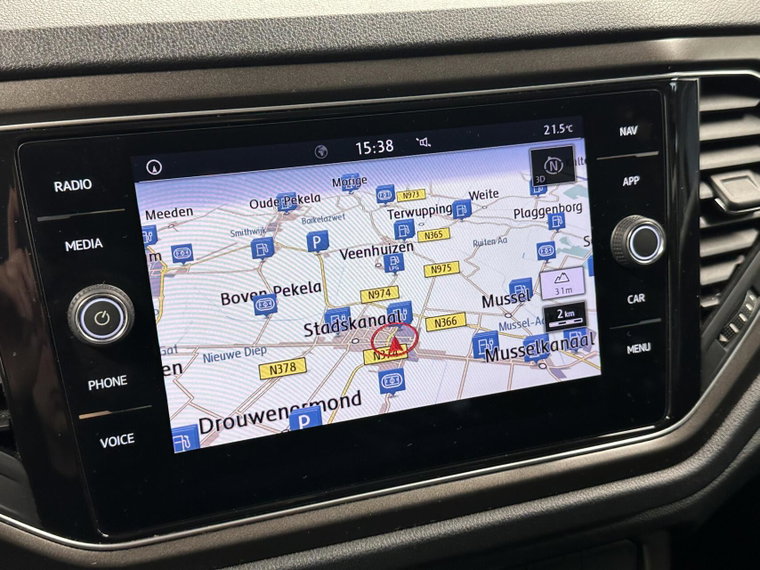 Vehicle Image 38
