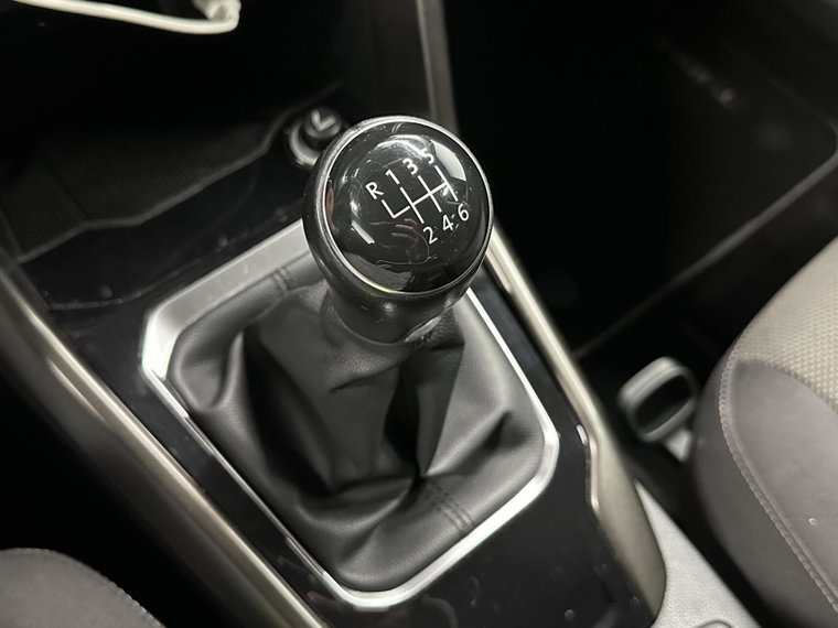 Vehicle Image 45