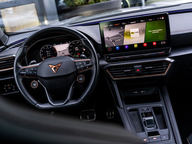 Vehicle Image 36