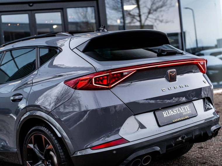 Vehicle Image 45