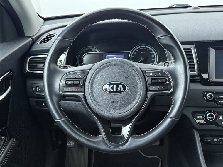 Vehicle Image 38