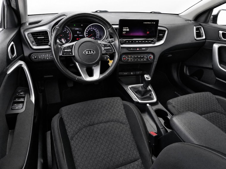 Vehicle Image 13