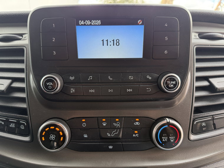 Vehicle Image 22