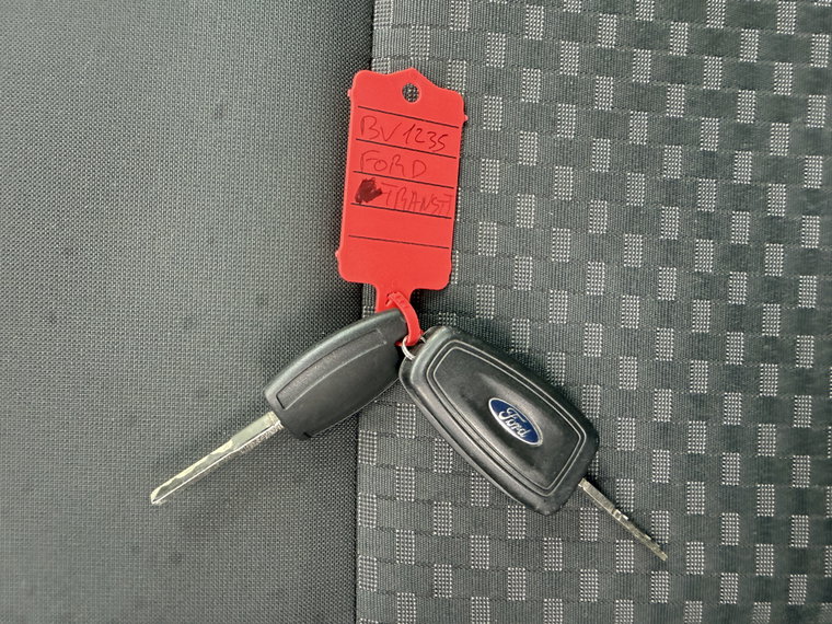 Vehicle Image 33