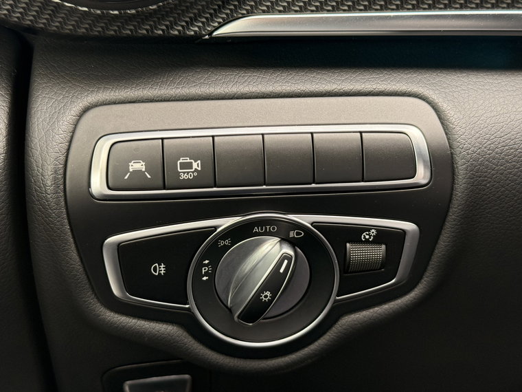 Vehicle Image 38
