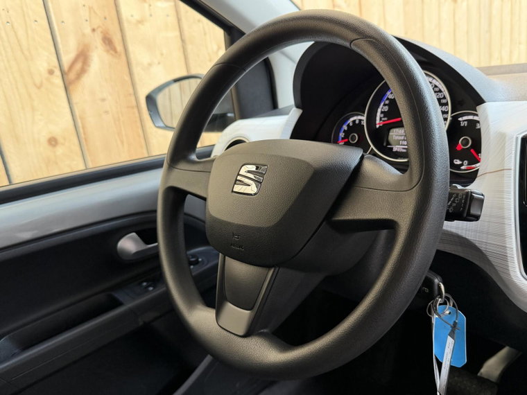 Vehicle Image 42