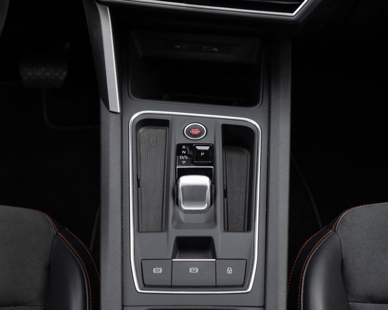 Vehicle Image 35
