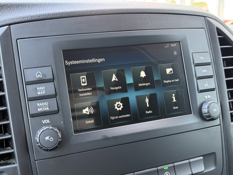 Vehicle Image 26