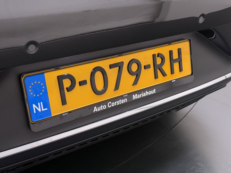 Vehicle Image 48