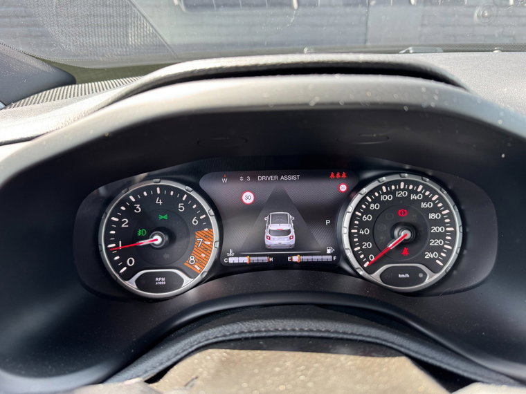 Vehicle Image 16