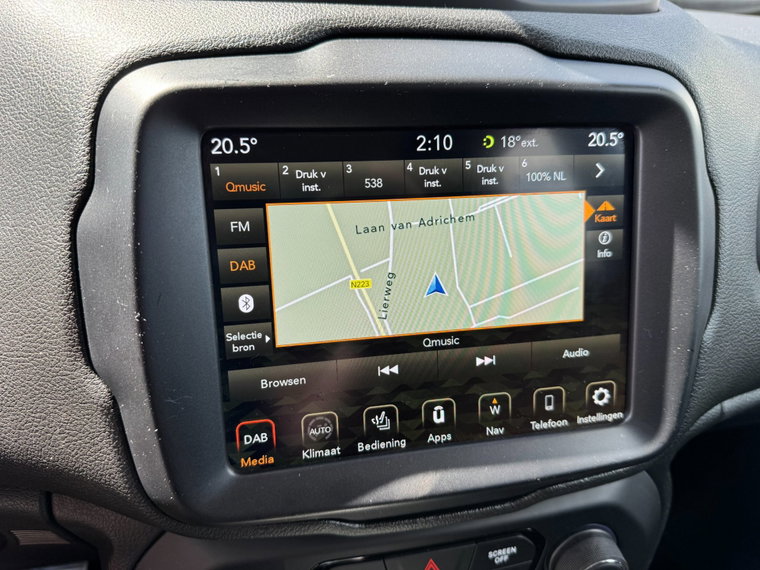 Vehicle Image 17