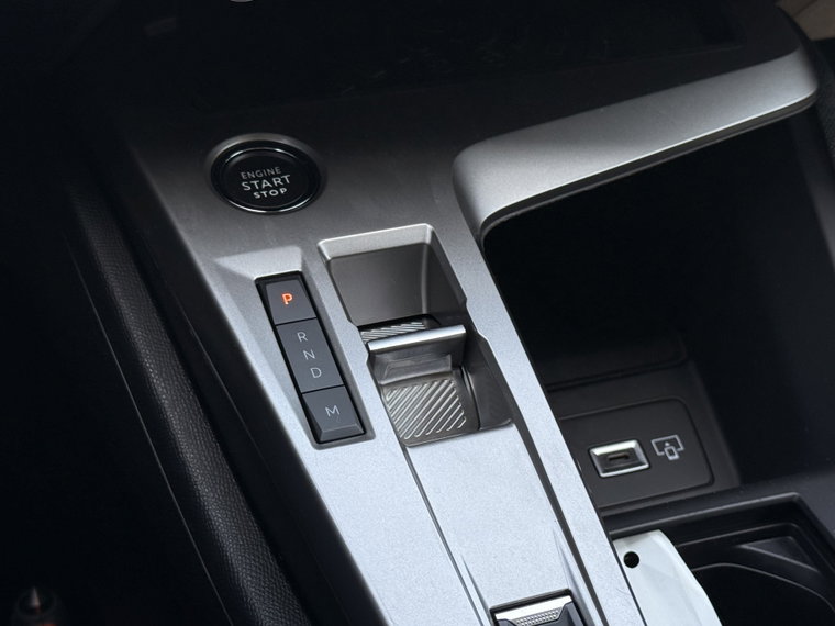 Vehicle Image 33