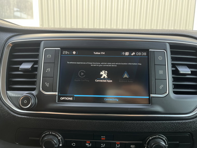 Vehicle Image 37