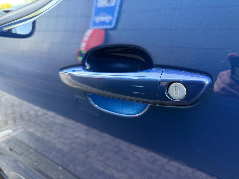 Vehicle Image 40