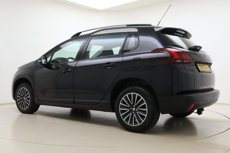 Vehicle Image 14