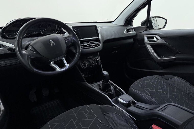 Vehicle Image 18