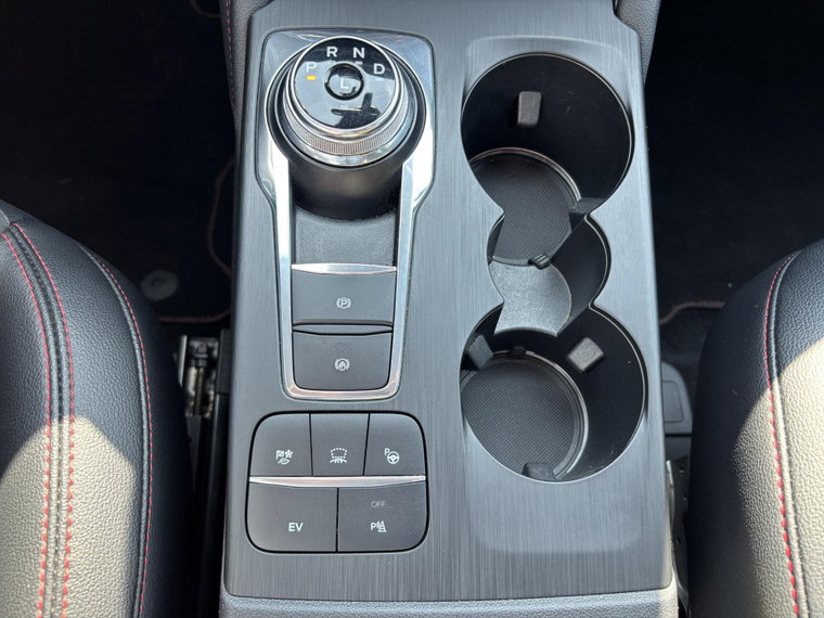 Vehicle Image 17