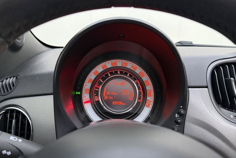 Vehicle Image 26