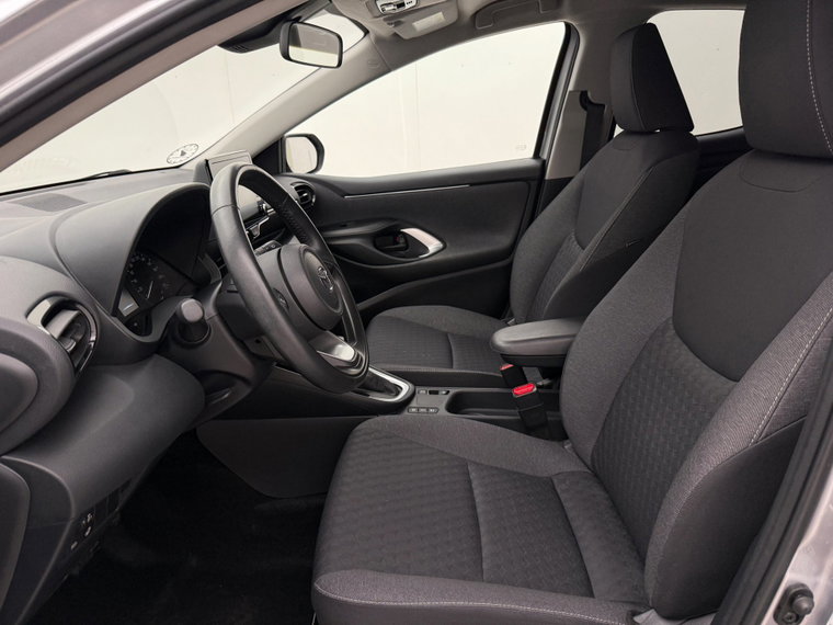 Vehicle Image 11