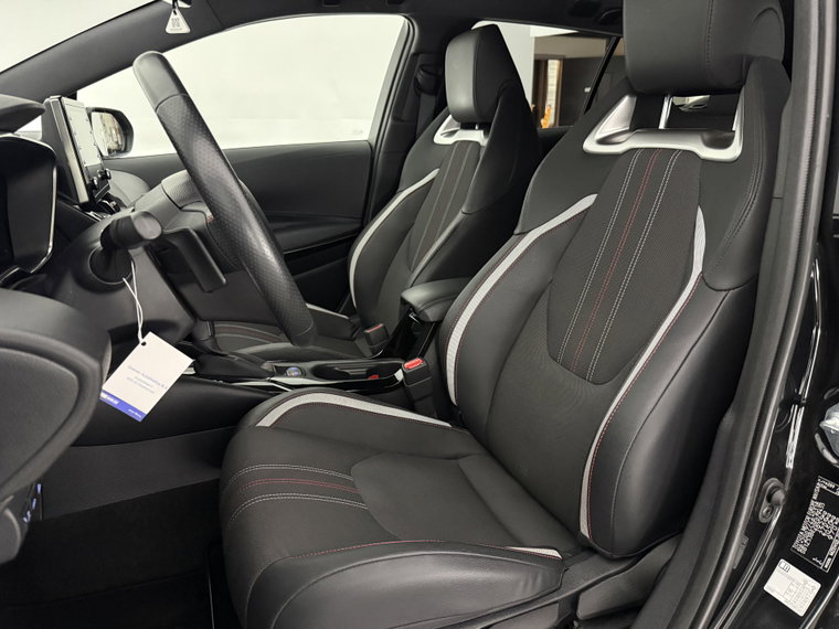 Vehicle Image 15