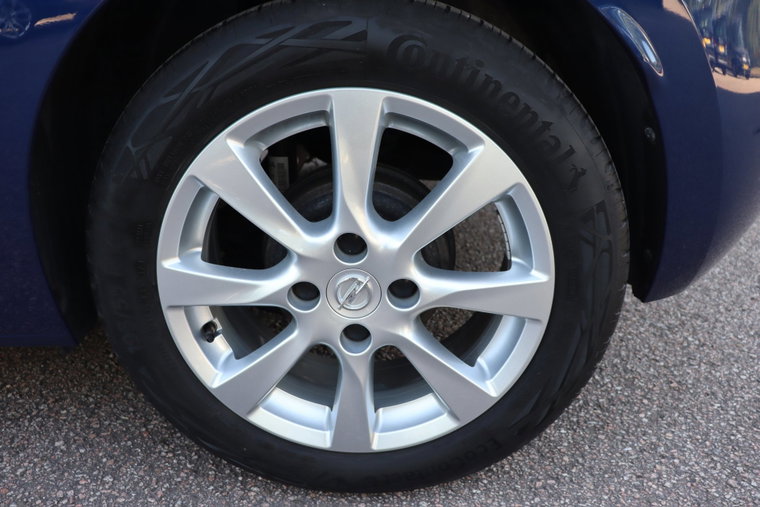 Vehicle Image 17