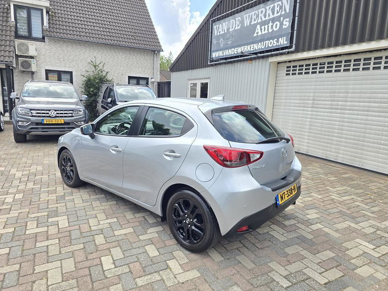 Vehicle Image 33