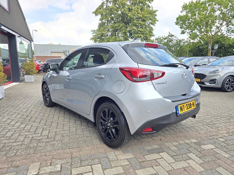Vehicle Image 36