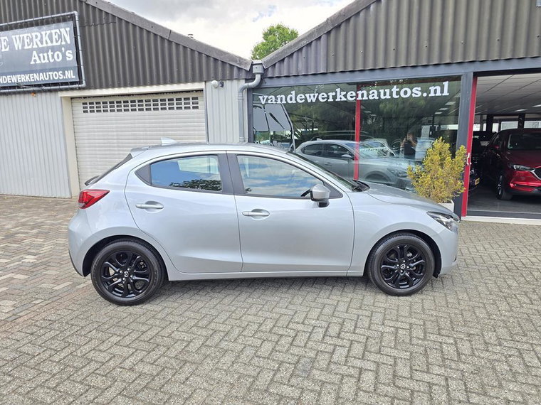 Vehicle Image 40