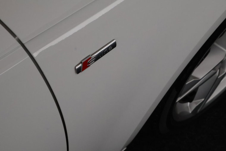 Vehicle Image 37
