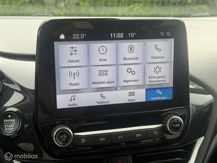 Vehicle Image 19