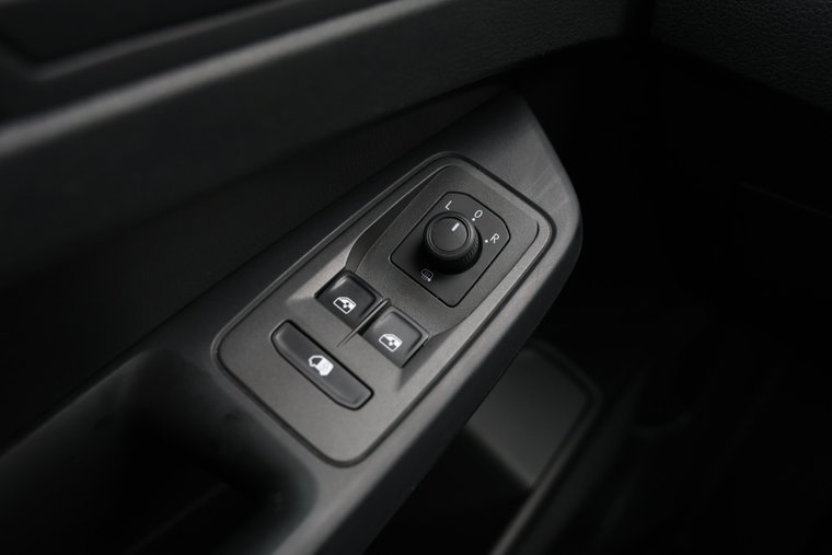 Vehicle Image 26