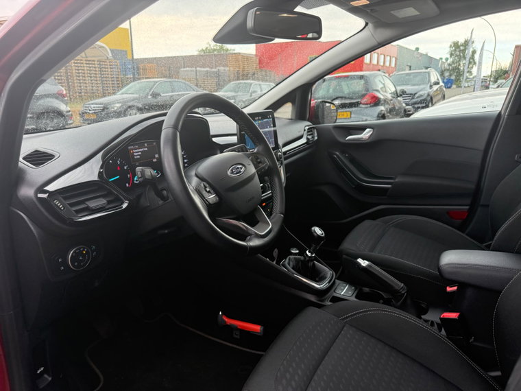 Vehicle Image 18
