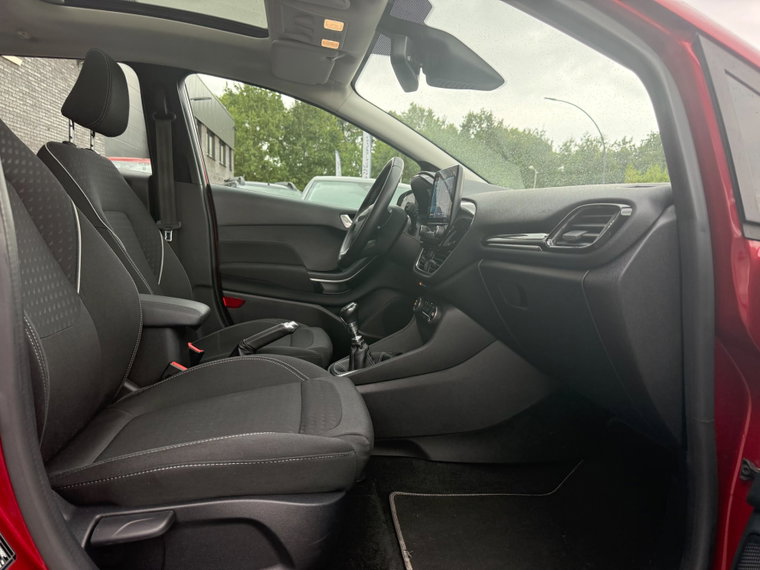 Vehicle Image 22
