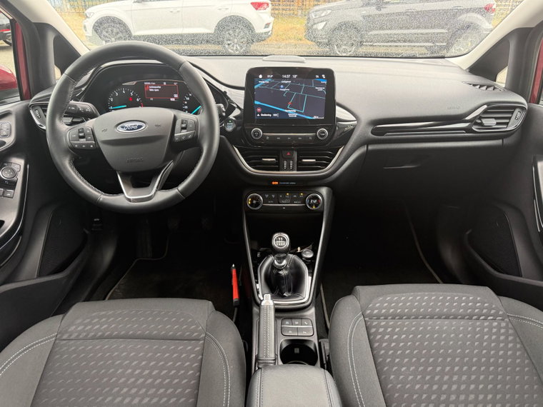 Vehicle Image 32