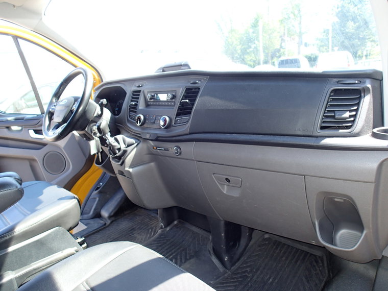 Vehicle Image 17