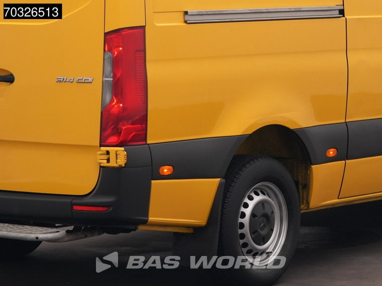 Vehicle Image 34