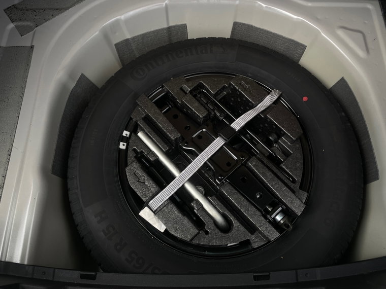 Vehicle Image 31