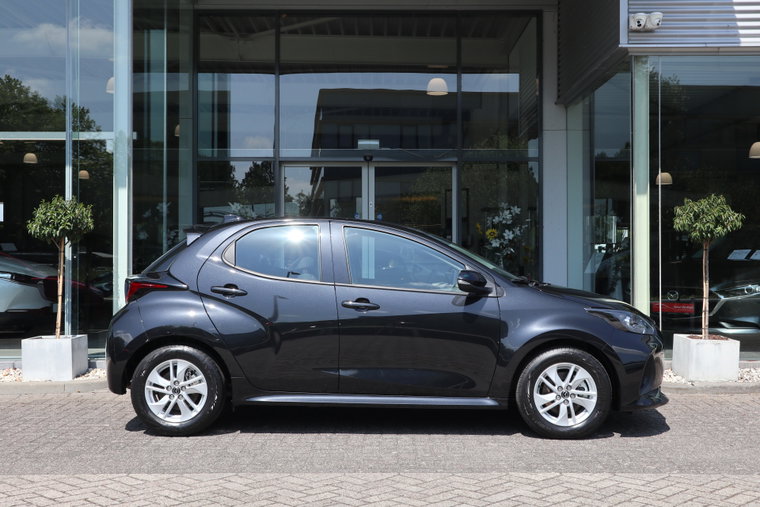 Vehicle Image 11