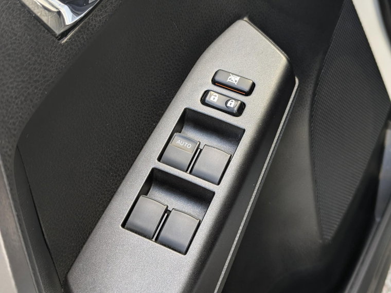 Vehicle Image 26