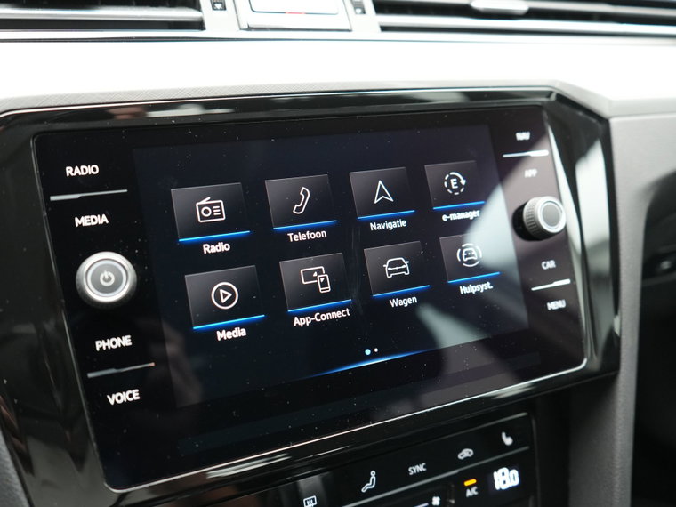 Vehicle Image 37
