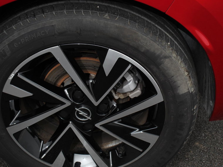Vehicle Image 30