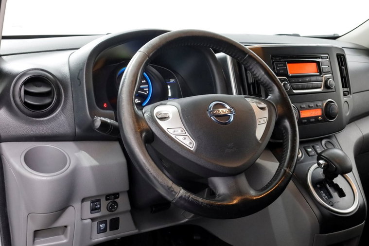 Vehicle Image 14