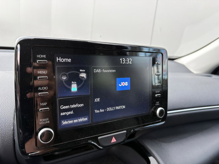 Vehicle Image 21