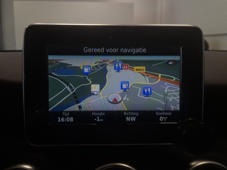 Vehicle Image 19