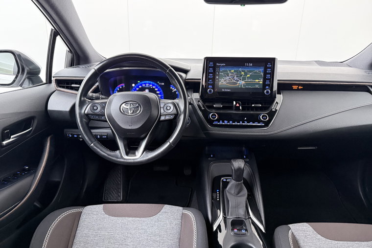 Vehicle Image 8